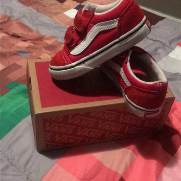 Vans - Picture 1 of 2